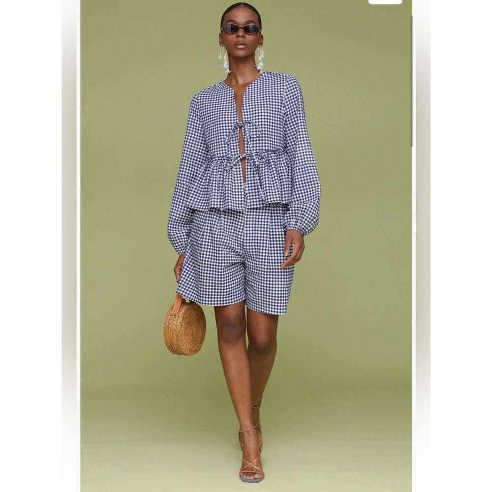 AVEC LES FILLES Gingham Belted Bermuda Shorts in Navy 2 NWOT